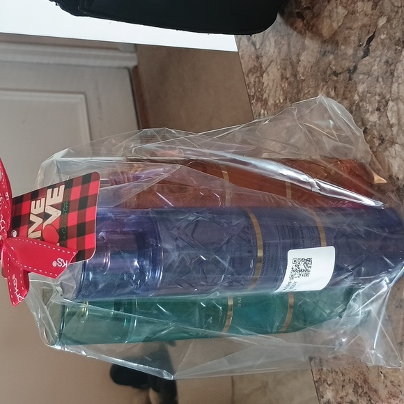 Bath & Body Works three-piece set fine fragrance mist. Three Piece Set New - Picture 2 of 5